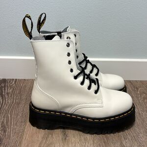 NEW! Dr. Martens Jadon Boot White Smooth Leather Platforms Womens 8/Mens Size 7